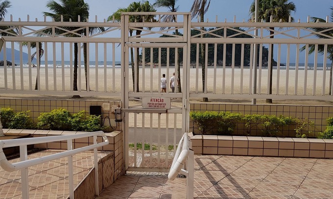 Jose Menino Apartment | True foot in the sand