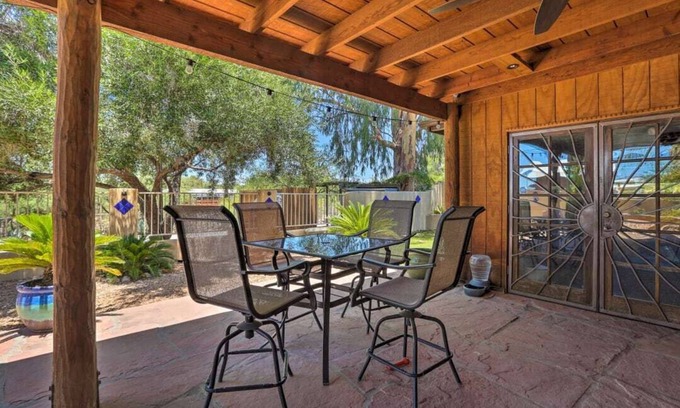 Oracle Heights Estates Cottage | Tucson Home w/Games, BBQ: 9 Mi to Nat'l Parkn