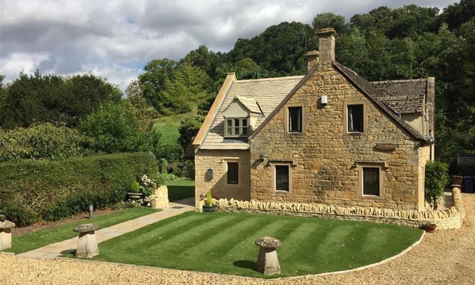 Buckland House | Tumbledown