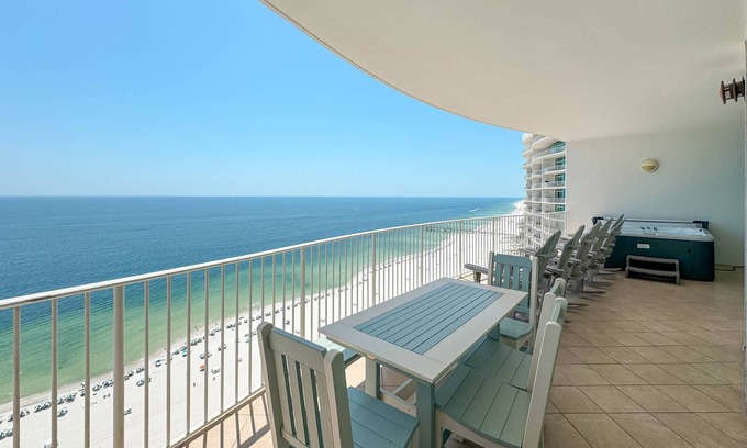 Orange Beach Condo | Turquoise Place C2007 ~ In/Out/Kiddie Pools, Lazy River, Hot Tubs + $400 in FREE Activities Daily