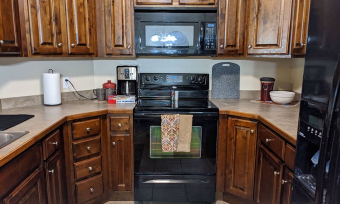 Payson Condo | Tuscan Villa: a 3 Bedroom 2 Bath Deluxe Furnished Condo!