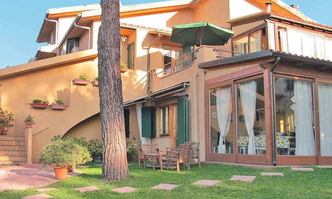 Montescudaio House | Tuscan Villa with Sea Views