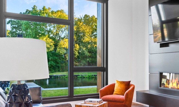 Piney House | Twin Lake Retreats: The Prism and The Citrine