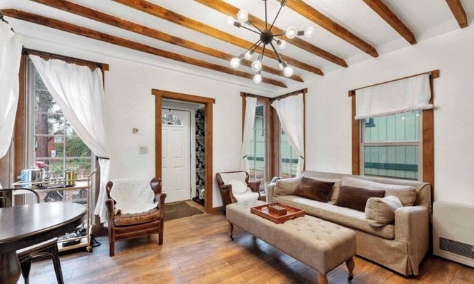Big Bear Lake Cabin | Twin Pines Hideaway + BBQ + Fire-pit +Location!