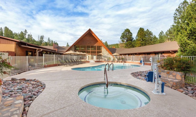 Kohls Ranch Apartment | Two Beautiful Units! Ultimate Outdoor Group Getaway! Pool, Near Hiking