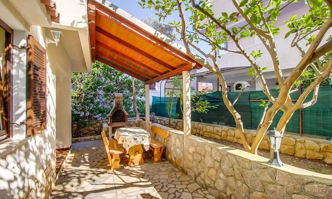 Cove Murtar Apartment | Two bedroom apartment with terrace Mali Lošinj, Lošinj (A-376-c)