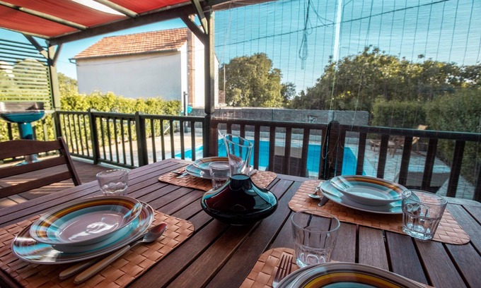 Pakostane Apartment | Two bedroom apartment with terrace Pakoštane, Biograd (A-18980-a)