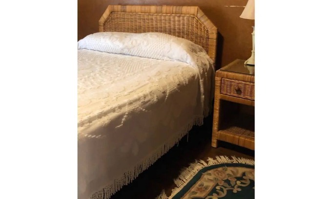 Logansport Apartment | Two bedroom apartment in historic home