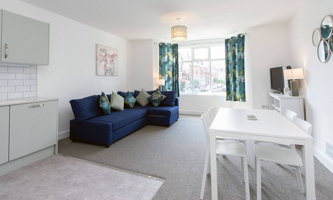 Cliftonville Apartment | Two bedroom apartment over three floors.