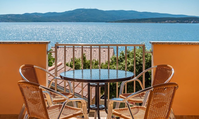Municipality of Posedarje Apartment | Two bedroom apartment with terrace and sea view Posedarje, Novigrad (A-6162-a)