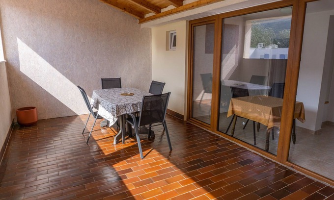 Jurandvor Apartment | Two bedroom apartment with terrace Jurandvor, Krk (A-24141-c)