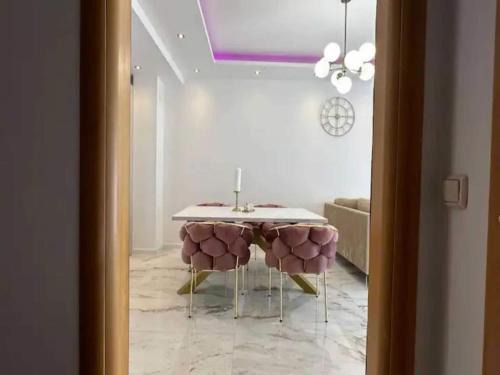 Zagvozd Apartment | Two Bedroom Apartment with Terrace and Swimming pool