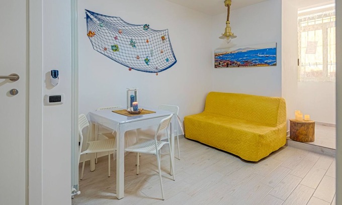 Pozzuoli House | Two-Bedroom Suite