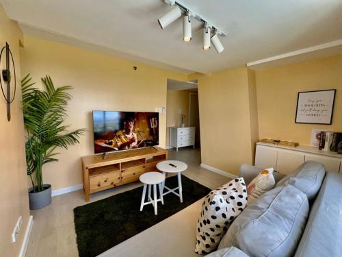 San Fernando Apartment | Two Bedroom - The Bali Corner at Azure North