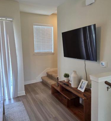 Cedar Park Apartment | Two bedroom two and half bath townhome with Den