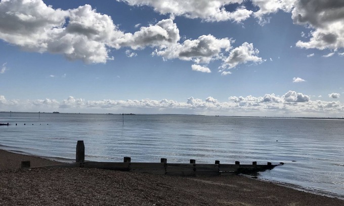 Westcliff-on-Sea Apartment | Two double bedrooms, smart tv's, sky tv free, high speed wifi