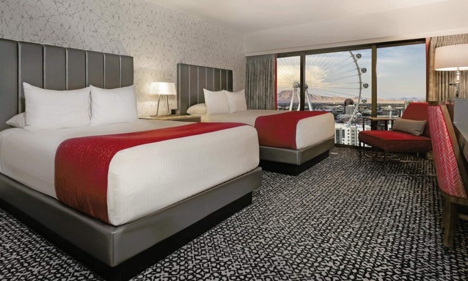 Las Vegas Hotel | Two Queen Room at a Hotel