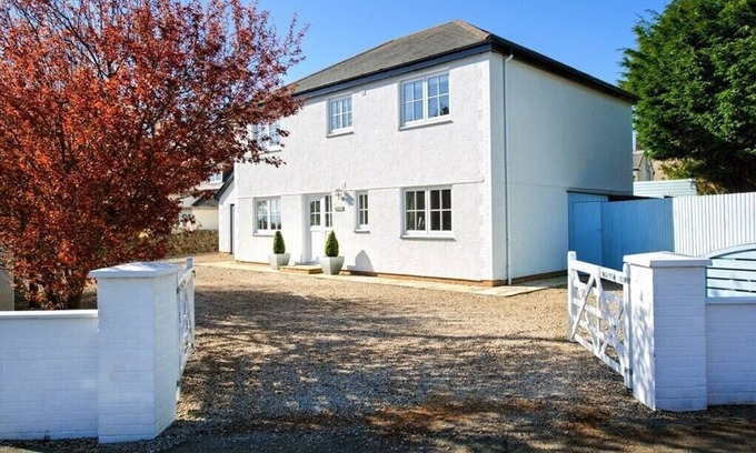 Abersoch Cottage | TY COED, pet friendly, country holiday cottage in Abersoch