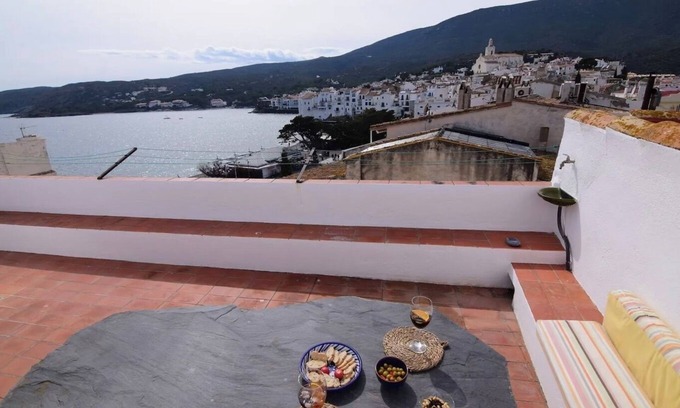 Cadaques House | Typical fisherman’s old and charming townhouse wonderfully and totally restored,