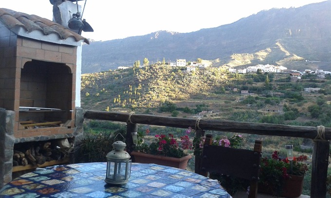 Tejeda Cottage | Typical house Canaria, Tejeda with all amenities.