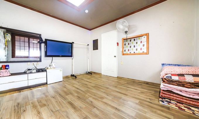 Nam-Gu Hotel | Ulsan Mugeodong Myeongsung