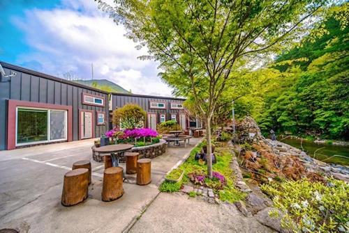 Ulsan House | Ulsan Soho Attic Pension