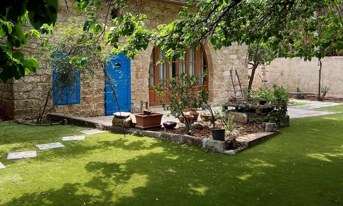Sidon House | Ultimate experience of living in a traditional Legacy with a natural setting