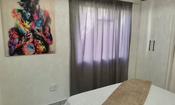 Greater Johannesburg Metropolitan Area Apartment | Ultra house