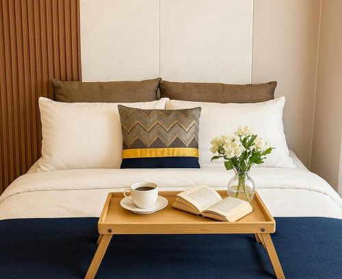 Tambo Apartment | Ultra Luxury 6BR near Solaire, Okada, & Airport