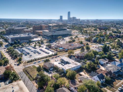 Lincoln Terrace Apartment | UMC Apartments
