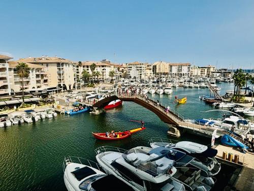 Frejus Port Apartment | Un Air De Venise