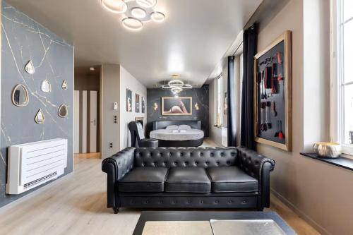 Le Treport Apartment | Un des sens, vue port, Sauna et Spa