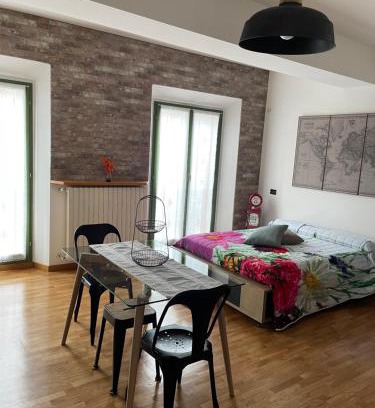 Reggio nell'Emilia Apartment | Una finestra sul centro storico