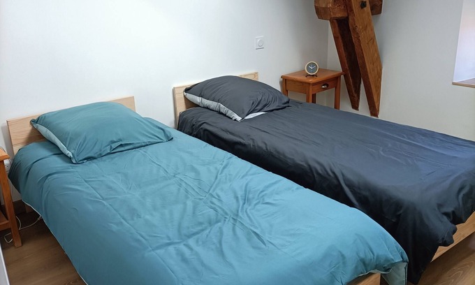 La Cavalerie Apartment | Une vue Exceptionnelle sur La Cavalerie! Pour une Famille de 4 ou 2 Couples