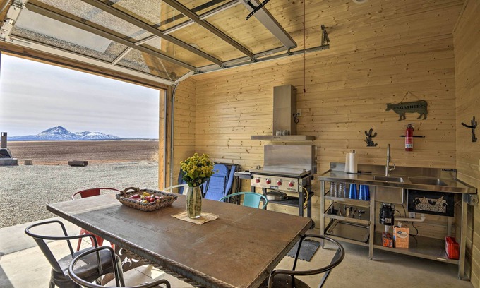 Lewis House | Unique Cortez Family Getaway w/Mountain Views!
