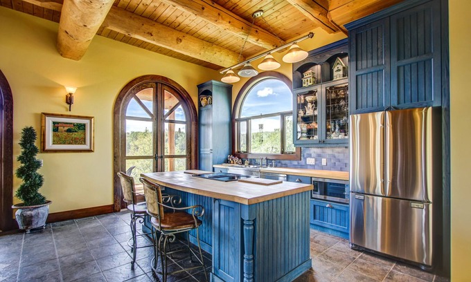 Calgary Cottage | Unique Cottage