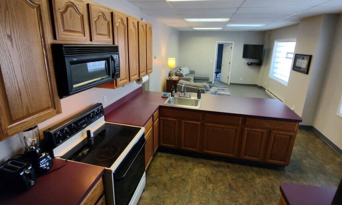 Downtown Cleveland Apartment | Unique Getaway in Industrial Cleveland!