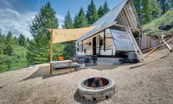 Boise Cabin | Unique Stay: Remote Boise Camper w/ Mountain Views