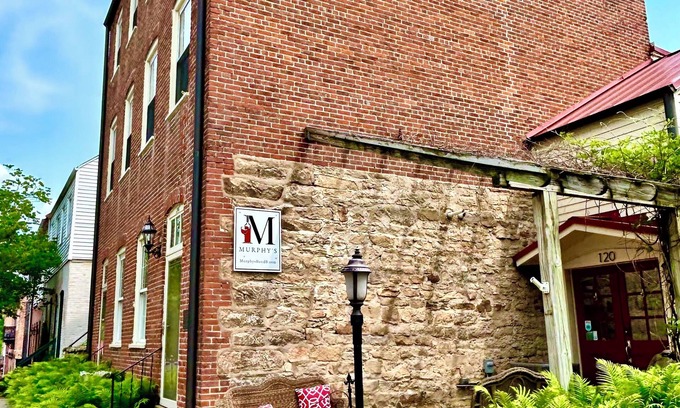 Hermann Bed & Breakfast | Unique wine cellar suite in the heart of Downtown Hermann!