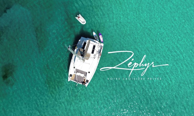 Grand Case Boat Rental | Unusual night in catamaran with dinner