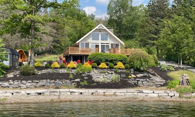 Poplar Ridge House | Unwind in Lakeside Luxury:Private House,Dock,Views, Kayaks - Auburn/Skaneateles