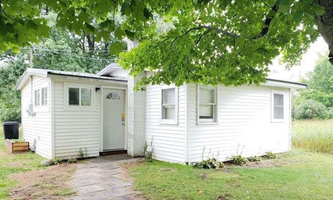 Traverse City House | "Up North Hideout on the Boardman River"