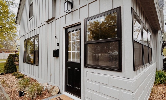 Traverse City House | Up North Retreat | Nestled Downtown by TC Whiskey!