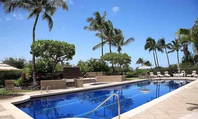 Waikoloa Condo | Updated 2 Bedroom Condo Walk to the Beach & Shops.