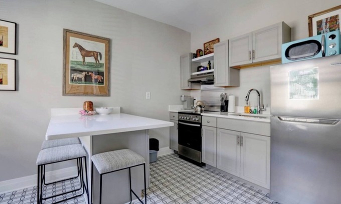 Frankfort Apartment | Updated Cozy Apt/Short Drive to Bourbon Tours