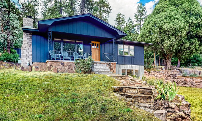 Hermosa Apartment | Upper apartment with deluxe kitchen, private W/D, & great location