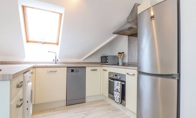 Truro Cottage | Upper Deck