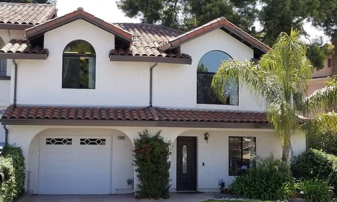 Castro Valley Villa | Upscale 4 Bedroom Castro Valley Villa
