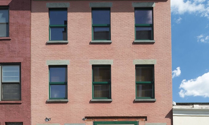 Getty Square Apartment | Upscale live/work loft in Downtown Yonkers