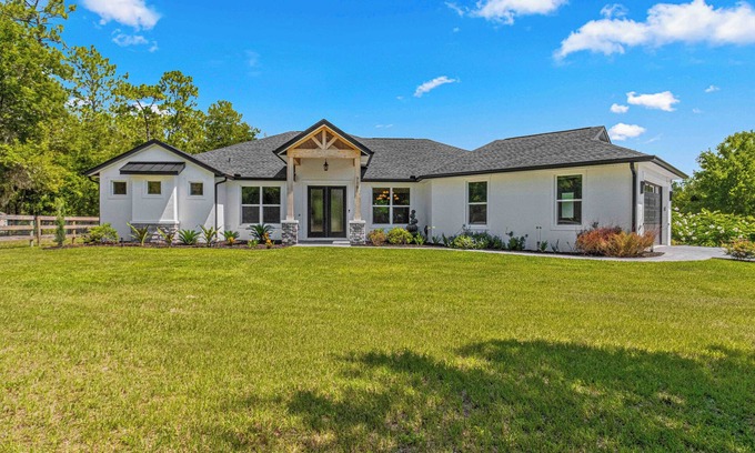 Fellowship House | Upscale, Luxurious NEW HOME - 4 Minutes to WEC